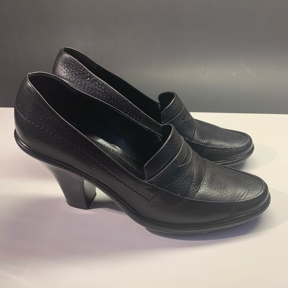 Franco Sarto Ladies Leather Heels - Picture 4 of 8